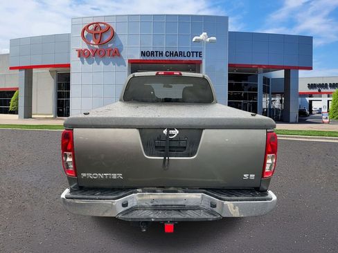 Used 2008 Nissan Frontier SE w/ SE Value Truck Pkg image 9