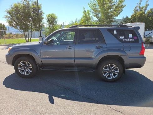 Used 2008 Toyota 4Runner Limited w/ Limited Extra Value Pkg 1 AWD/4WD image 7