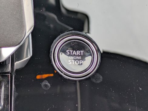 New 2026 Land Rover Range Rover Sport Dynamic SE image 17