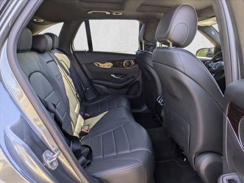 Used 2017 Mercedes-Benz GLC 300 4MATIC image 20