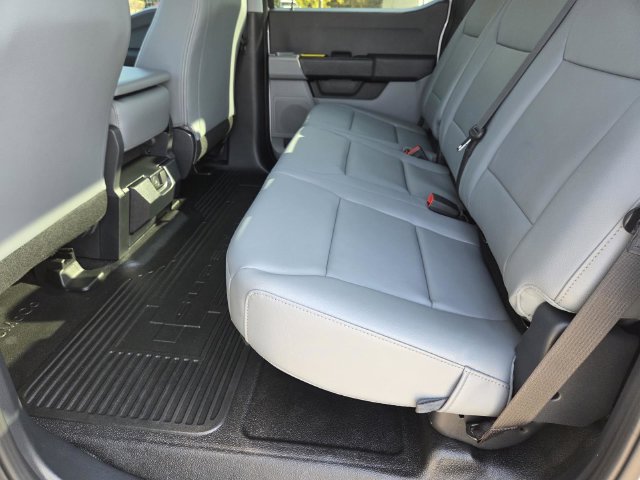 New 2027 Ford F250 XL w/ F-250 >10K GVWR Package AWD/4WD image 24