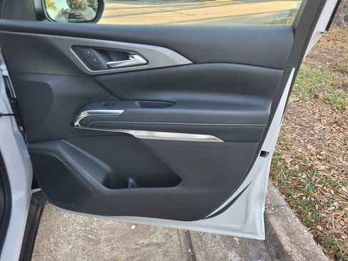 New 2026 Chevrolet Traverse LT w/ LPO, Floor Liner Package image 15