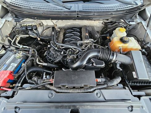 Used 2014 Ford F150 Platinum image 31