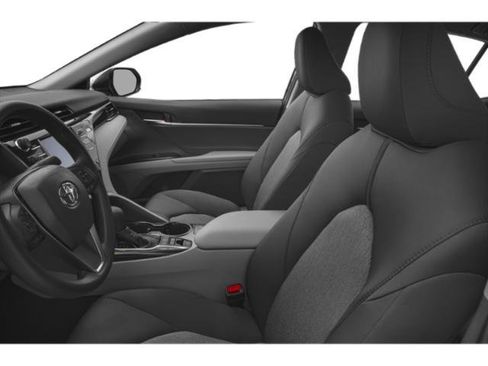 Used 2019 Toyota Camry LE FWD image 12