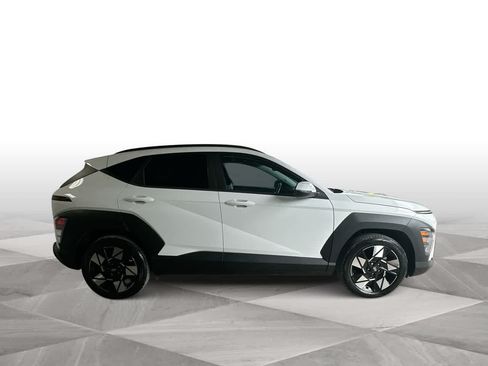 Used 2024 Hyundai Kona SEL w/ Convenience Package FWD image 9