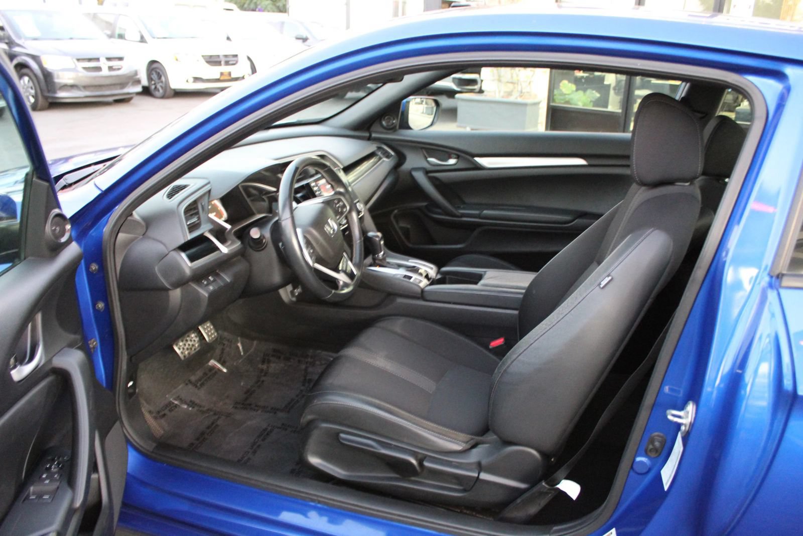 Used 2019 Honda Civic Sport image 9