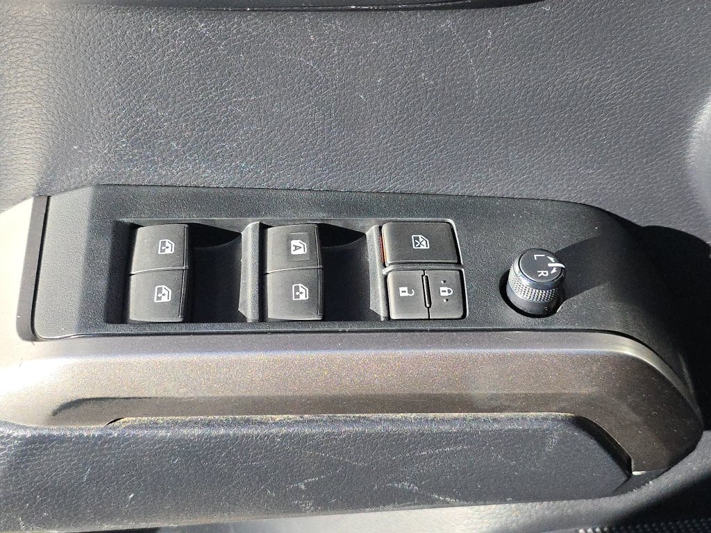 Used 2019 Toyota Tacoma SR5 RWD image 22