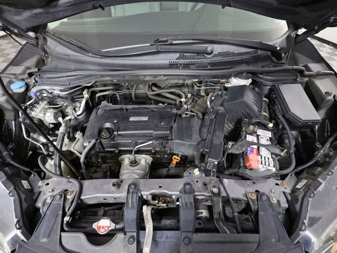 Used 2016 Honda CR-V LX image 36