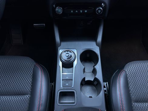 Used 2024 Ford Escape ST-Line w/ Tech Pack #1 image 27