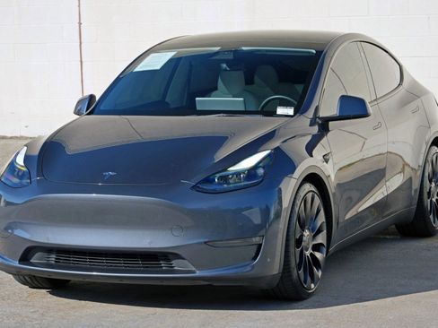 Used 2022 Tesla Model Y Performance AWD/4WD image 48