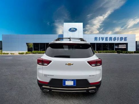 Used 2023 Chevrolet TrailBlazer ACTIV w/ Sun and Liftgate Package AWD/4WD image 6