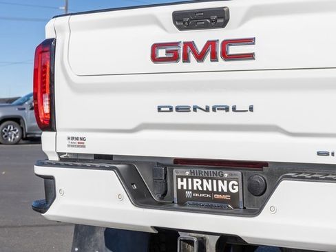 Used 2022 GMC Sierra 3500 Denali image 22