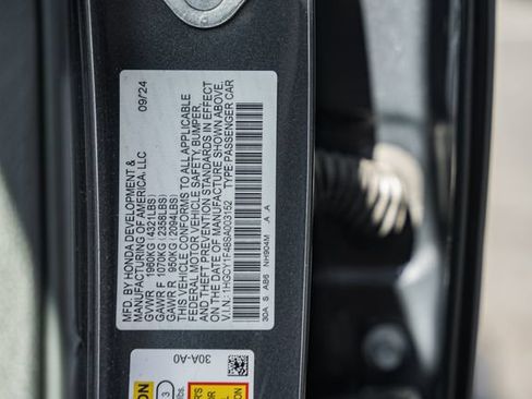 Used 2025 Honda Accord SE image 39
