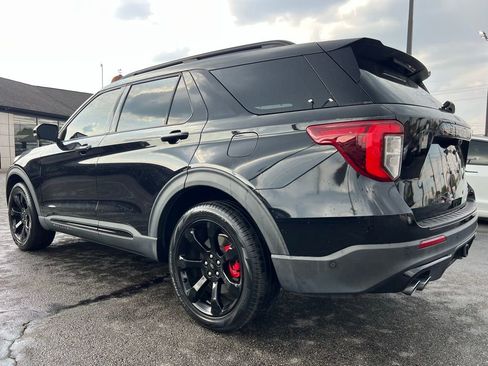 Used 2020 Ford Explorer ST w/ ST Street Pack image 4