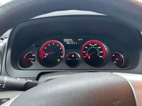 Used 2010 GMC Acadia SL image 21