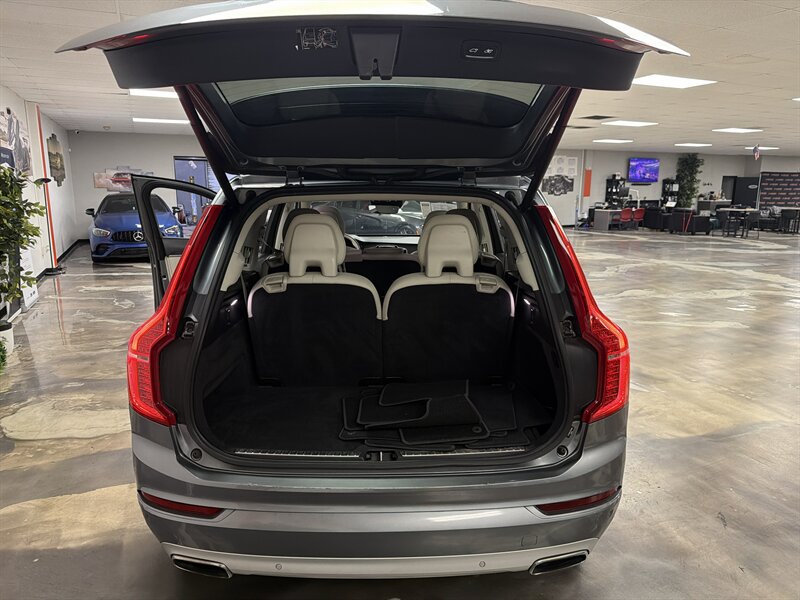 Used 2020 Volvo XC90 T5 Momentum AWD/4WD image 53