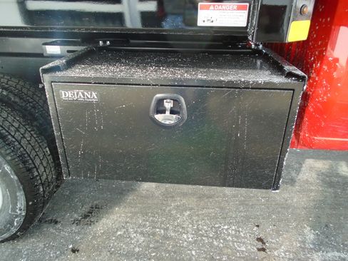 New 2026 GMC Sierra 3500 Pro w/ Convenience Package image 4