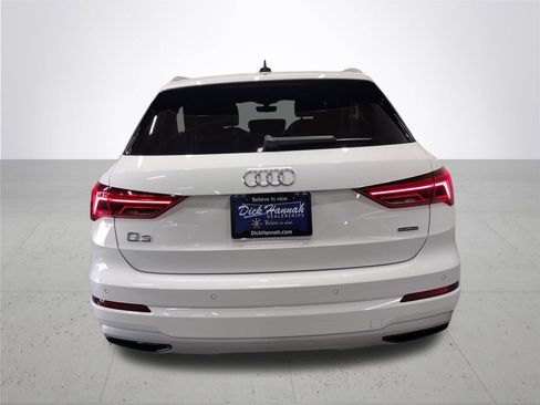 Used 2023 Audi Q3 2.0T Premium AWD/4WD image 12