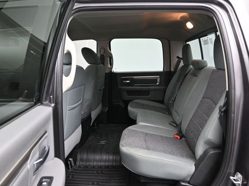 Used 2018 RAM 1500 Big Horn image 10