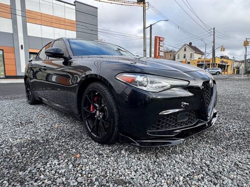 Used 2020 Alfa Romeo Giulia Sprint w/ Cold Weather Package image 2