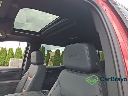 Certified 2026 GMC Sierra 1500 AT4 w/ Technology Package AWD/4WD image 13