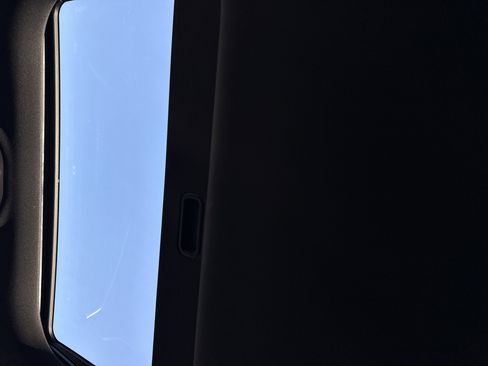 Used 2023 Jeep Grand Cherokee L Laredo image 26