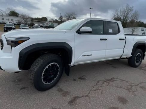 New 2026 Toyota Tacoma TRD Off-Road AWD/4WD image 6