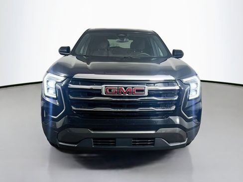 Used 2025 GMC Terrain Elevation AWD/4WD image 2