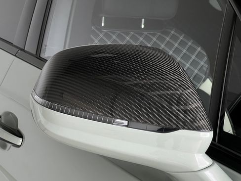 Used 2023 Bentley Bentayga Speed image 16