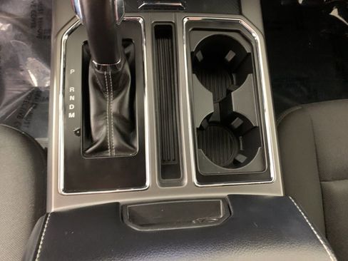 Used 2019 Ford F150 XLT w/ Equipment Group 302A Luxury AWD/4WD image 24