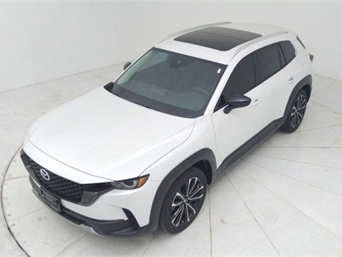 Used 2024 MAZDA CX-50 AWD 2.5 Turbo image 13