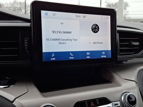 Certified 2023 Ford Explorer XLT image 19