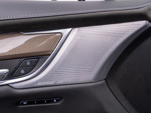 Used 2025 Cadillac XT6 Sport w/ Platinum Package AWD/4WD image 18
