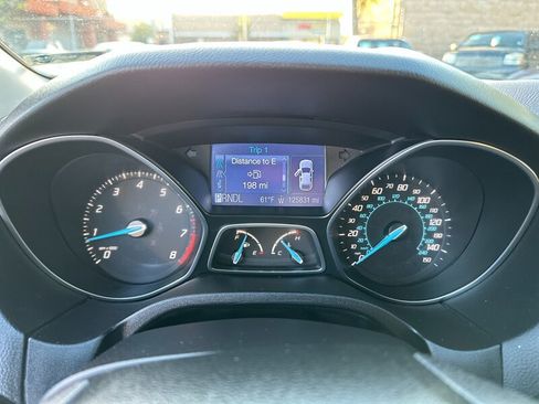 Used 2012 Ford Focus SE FWD image 17