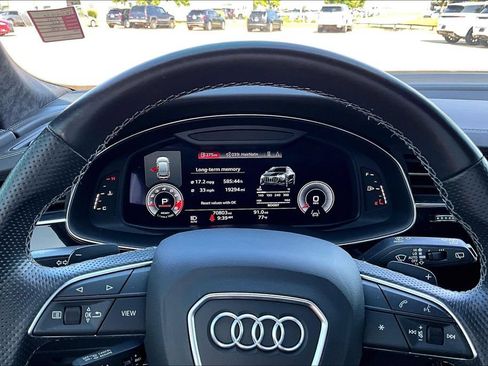 Used 2021 Audi SQ8 Prestige AWD/4WD image 22