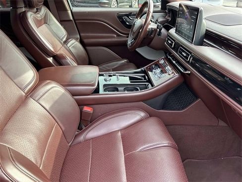 Used 2020 Lincoln Aviator Black Label w/ Dynamic Handling Package image 24