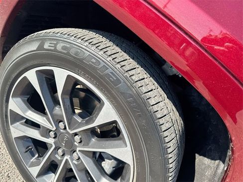 Used 2023 Jeep Grand Cherokee L Overland image 39