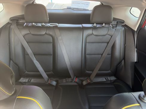 Used 2024 Chevrolet Trax ACTIV w/ Driver Confidence Package FWD image 25