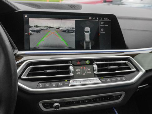 Used 2020 BMW X5 xDrive40i w/ Premium Package AWD/4WD image 22