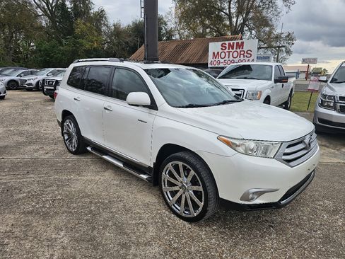 Used 2012 Toyota Highlander Limited image 2