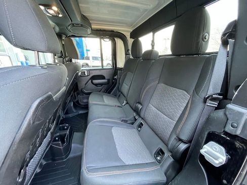 Used 2022 Jeep Gladiator Mojave w/ Trailer Tow Package image 24