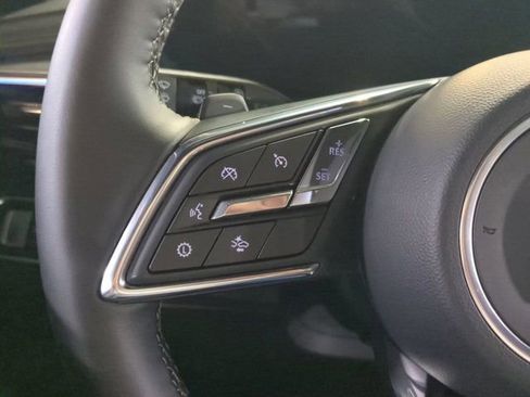 Used 2025 Buick Enclave Preferred FWD image 21