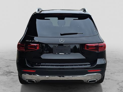 New 2026 Mercedes-Benz GLB 250 image 6