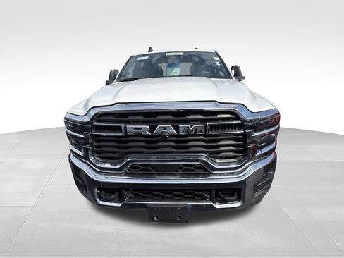 Used 2025 RAM 2500 Big Horn AWD/4WD image 6