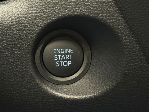 New 2026 Toyota Corolla Cross LE AWD/4WD image 32