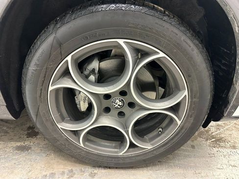 Used 2024 Alfa Romeo Stelvio Ti w/ Active Assist Plus Package image 35