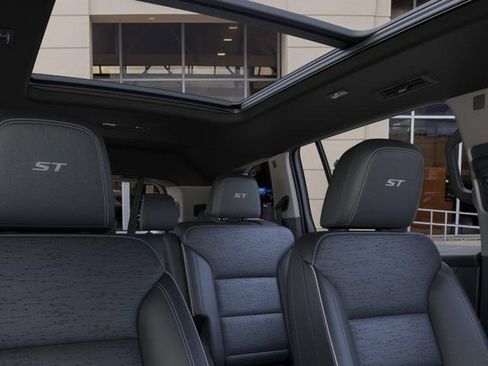 New 2026 Buick Enclave Sport Touring w/ Power Package FWD image 24