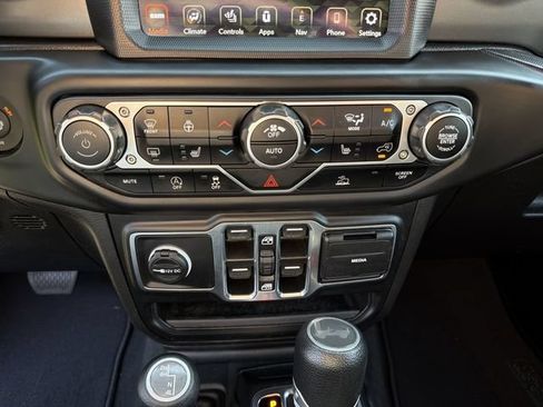 Used 2023 Jeep Wrangler Unlimited Sport w/ Sun And Sound Package AWD/4WD image 21