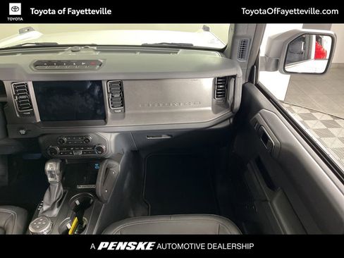 Used 2025 Ford Bronco Badlands image 18