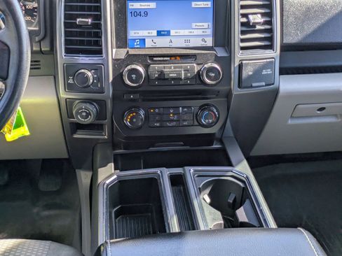 Used 2018 Ford F150 XLT w/ Equipment Group 302A Luxury image 20